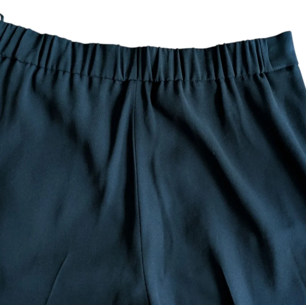 Aritzia Babaton Black Crepe Ankle Cropped Dressy Pull On Stretch Waist Pants 4 - Picture 14 of 16